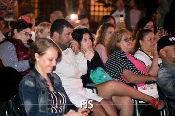 Concierto de la cantante grancanario Cristina Ramos en la plaza de San Juan/Francisco Javier Santana./Francisco Javier Santana.